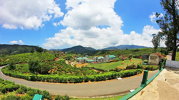 The Black Pool Hotel in Nuwara Eliya