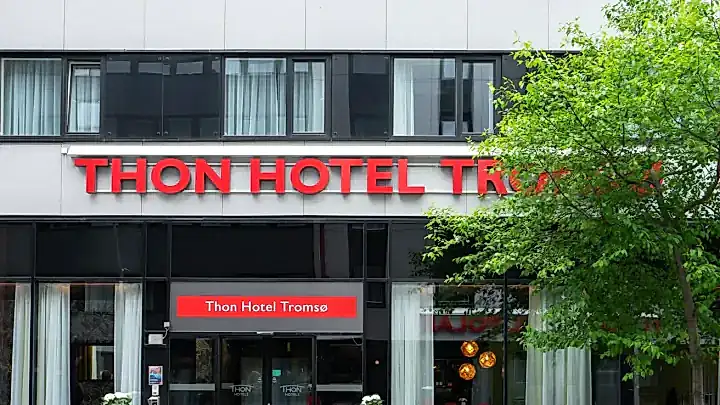 Thon Hotel Tromsø von außen