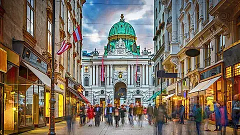 Blick auf die Wiener Hofburg © Tryfonov - stock.adobe.com